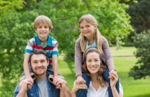 ŠTO DA NE KAŽEM – NISU DECA KRIVA