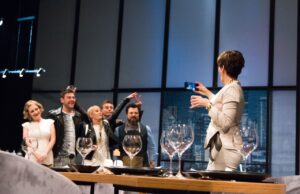 Predstava ,,Stranci u noći“ gostuje u Nišu