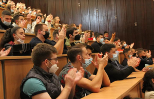 Stigla 50-ta generacija studenata Fakulteta sporta – Indeksi za nove brucoše DIF brucoši