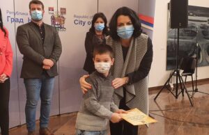 Dodeljene godišnje nagrade talentovanim niškim školarcima