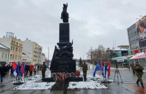 Dan oslobođenja Niša: Položeni venci na Spomenik oslobodiocima