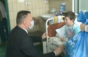 Za Božić darovi najmlađim pacijentima UKC Niš