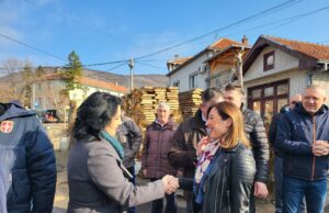 Gradonačelnica Niša posetila Gornji Matejevac: Najveći problem vlasništvo nad Zadružnim domom