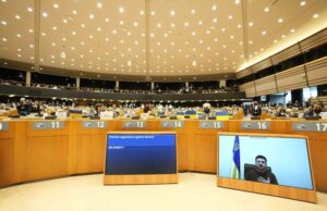 ŠTO DA NE KAŽEM – KADIJA TE TUŽI, KADIJA TI SUDI