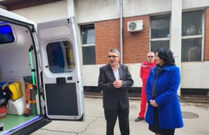 Zavodu za urgentnu medicinu uručeno osam novih vozila: Novina terensko vozilo za hitne intervencije