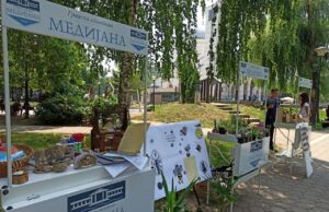 Održana izložba radova učeničke zadruge „Nadeždine pčelice“
