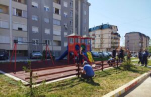 Somborski bulevar dobio novi park sa mobilijarom