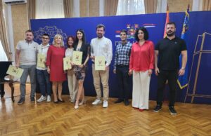 U Gradskoj kući uručeni ugovori udruženjima sa Konkursa za mlade