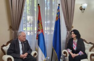 Efraim Zurof, „poslednji lovac na Naciste“, u poseti Nišu