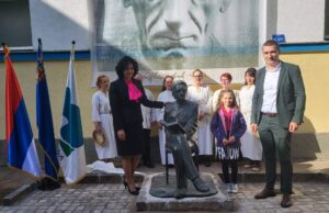 Otkrivena skulptura Čika Duci – autoru pesme „Niška Banja, topla voda“