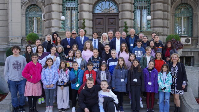 Potpisan ugovor o saradnji škola iz Niša i Grčke, besplatno učenje grčkog za učenike