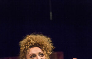 Gostujuća predstava „Neka  bude šta bude“ u Nišu 12. decembra