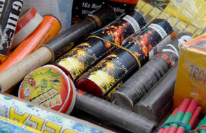 Uhapšen četrdesetčetvorogodišnji muškarac zbog posedovanja pirotehničkih sredstava i rezanog duvana Pirotehnika