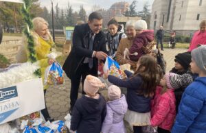 Tradicionalno, u susret novogodišnjim praznicima Gradska opština Medijana obradovala mališane