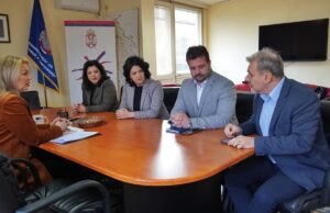 Gradonačelnica Sotirovski sa saradnicima razgovarala sa komesarkom za izbeglice o njihovom trajnom zbrinjavanju