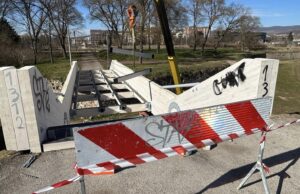 Vandali ušarali konstrukciju novog mosta u Tvrđavi