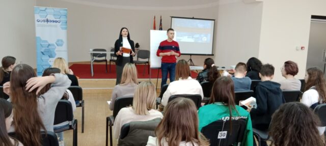 Predavanje foto GP018