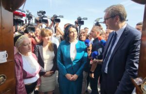 Vučić u Merošini: Najavio nove investitore u Nišu i početak izgradnje pruge Niš-Brestovac