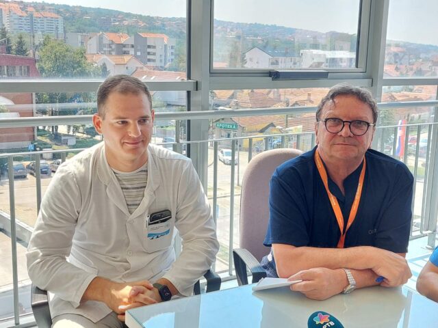 IMG-0df49efd9a062cbad9f116b5794723ec-V