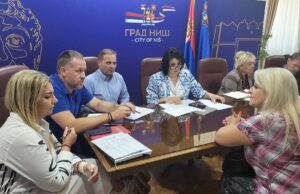 Pored ulica, Nišlije od Grada traže upis dece u vrtić, odgovore zbog povećanja poreza, ali i posao