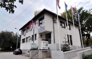 Nova tradicija za Savindan u Paliluli. Prvacima po 2.000 dinara za pribor, školama slike Gradska Opština Palilula foto GP018