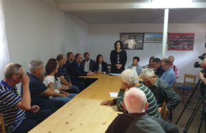 Gradski karavan u Knez Selu, vodovod i asfalt prioriteti