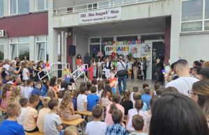 Sotirovski: Naš budžet ne može da izdrži besplatne udžbenike, besplatan prevoz za sve srednjoškolce