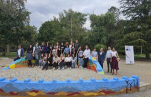 Učenici Umetničke škole oslikali mural u parku Čair