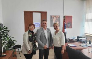 EVALUACIJA PROJEKTA E-PARLAMENT