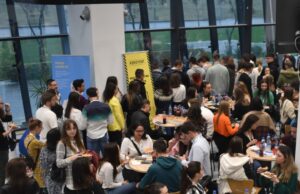 Konferencija ’’Novi Lideri’’ : Poziva mlade da izađu iz okvira i pomere granice