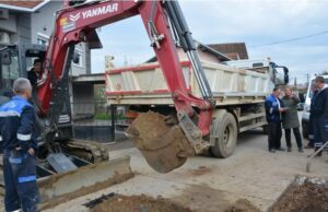 RADOVI NA VODOVODNOJ MREŽI U NASELJU DEVETI MAJ