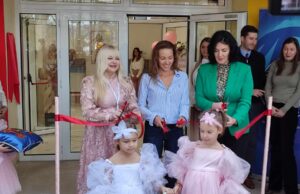 Jelena Đoković ispred Fondacije Novaka Đokovića otvorila vrtić u Nišu