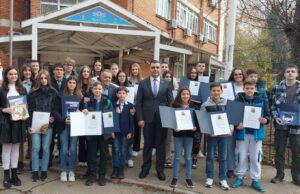 Uručene stipendije i nagrade Кomisije Sveta Petka, GO Medijana: Cilj da mladi ostanu u Srbiji