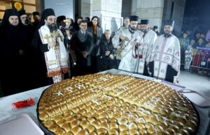 Zlatnici u česnici teškoj 200 kilograma: GO Medijana tradicionalno obeležava Badnji dan