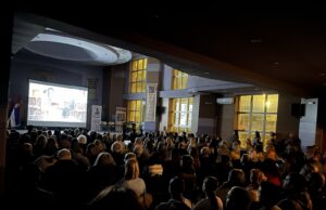 U punoj sali Svetosavskog doma održana premijera filma Svetom Savi ruske novinarke Anželike Karetkine u produkciji ruske televizije „SPAS“