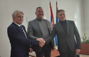 A u Londonu muk… Prijem za Dušana Savića pred večerašnju projekciju dokumentarca u Nišu