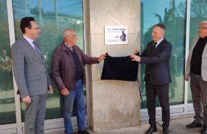 Arhitekta Aleksandar Medvedev dobio spomen-tablu na zgradi Skupštine grada Niša koju je projektovao Arhitekta Aleksandar Medvedev dobio spomen-tablu