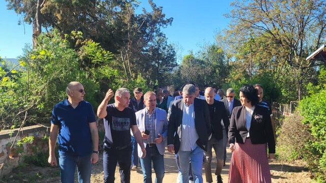 Karavan u naselju Milka Protić Karavan u naselju Milka Protić