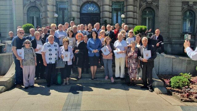 Još 247 kuća i stanova biće energetski efikasnije. Najveće interesovanje za zamenu stolarije Još 247 kuća i stanova biće energetski efikasnije. Najveće interesovanje za zamenu stolarije