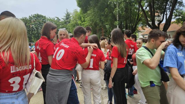 Maturanti Niš 2024 Maturanti Niš 2024