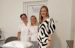 Klinika za onkologiju u Nišu dobila donaciju u vidu jastuka Klinika za onkologiju u Nišu dobila donaciju u vidu jastuka