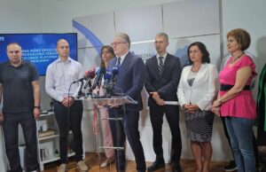 Opozicija: Moraju da se ponove izbori na dva biračka mesta, GIK nije donela nijednu nezavisnu odluku Predstavnici ujedinjene opozicije