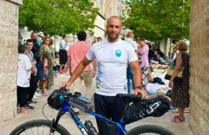 Biciklom od Niša do Ostroga za pomoć devojčici Tari Milan Živković