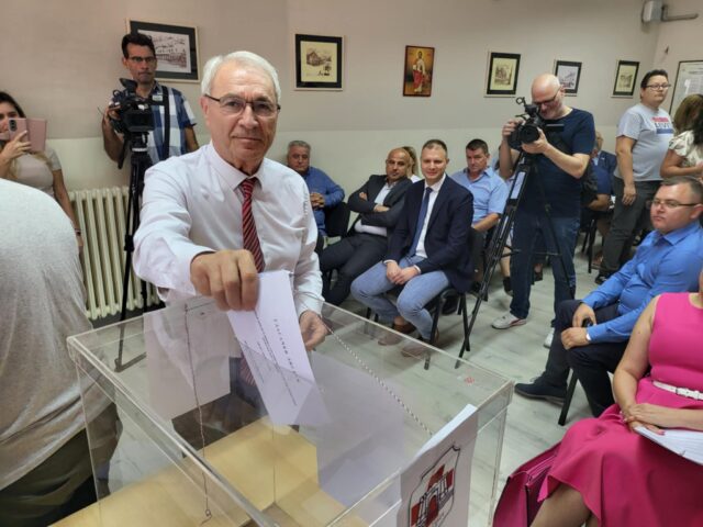 Miroslav Milutinović