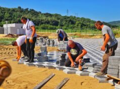 Dogovor nadzora i izvođača radova na akva-parku pri kraju. Sledi traženje privatnog partnera Završni radovi na akva parku u Niškoj Banji