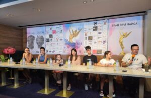 Premijerno pred niškom publikom – „78 dana“, film o potisnutim sećanjima iz 1999. godine Ekipa filma 78. dana