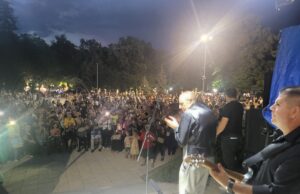 Kad majka rodi ludo dete, ceo život prođe u veselju“ – Rade Jorović prvi put nastupio u Niškoj Banji Rade Jorović