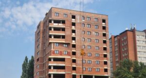 Većnik Ljujić najavljuje početak radova na Studentskom domu u narednim danima Studenski dom