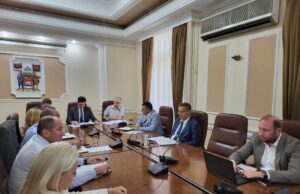 Tri gradska preduzeća posluju u minusu. „Toplana“ uzima kredit od 300 miliona 2. sednica Gradskog veća grada Niša