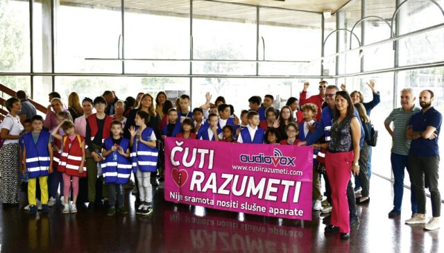 Akcija Ćuti i razumeti Akcija Ćuti i razumeti